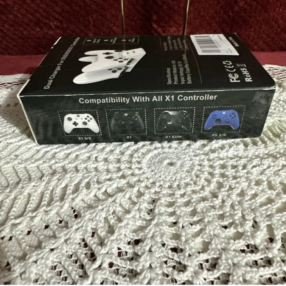 White Dual Charger for XSS/XSX/X1 Controller